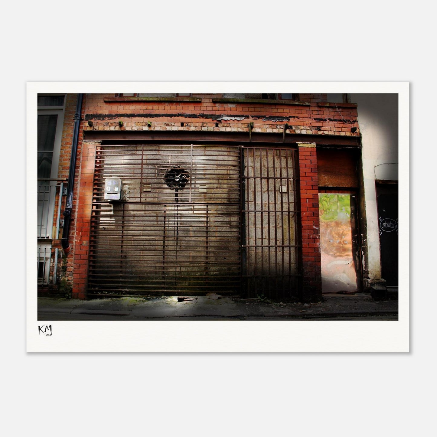 6a8be08f-a844-4c8d-a517-01950bd8de51