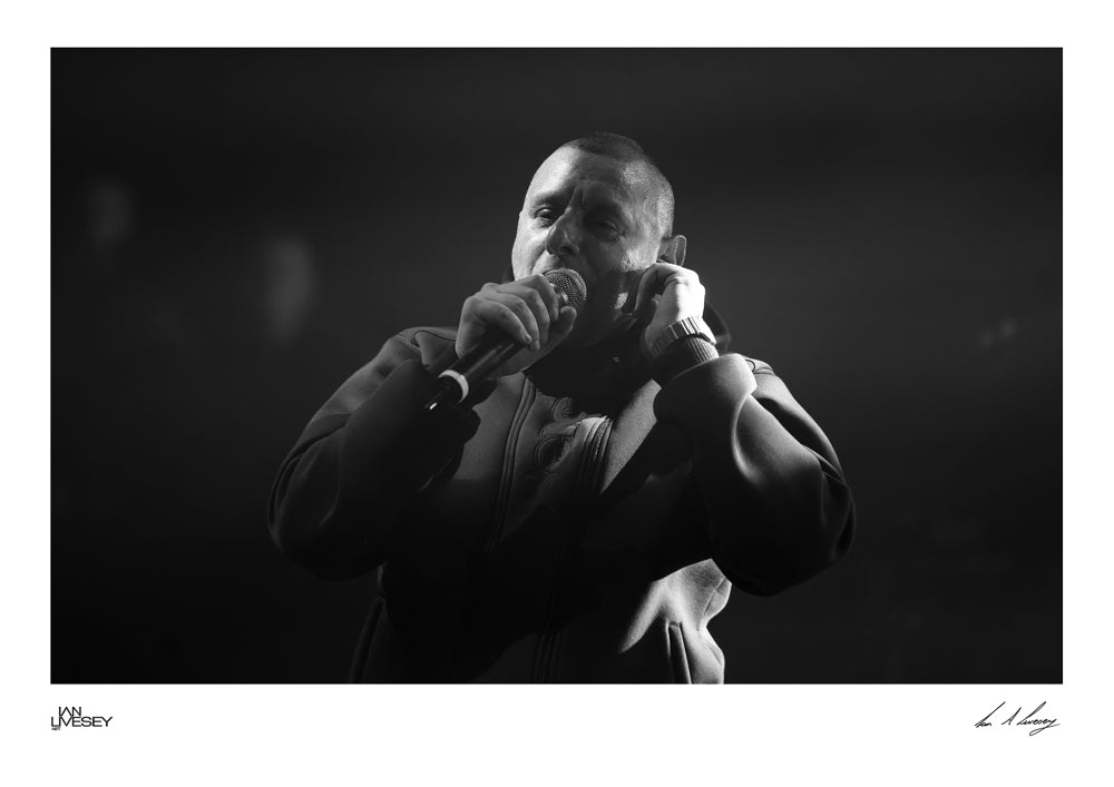 Shaun Ryder Singing on Stage 'Dysfunktional Uncle' - Limited Edition Print