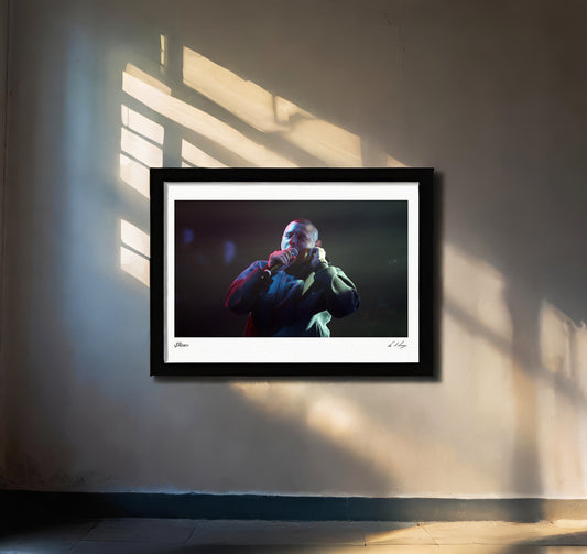 Shaun Ryder Singing on Stage 'Dysfunktional Uncle' - Limited Edition Print