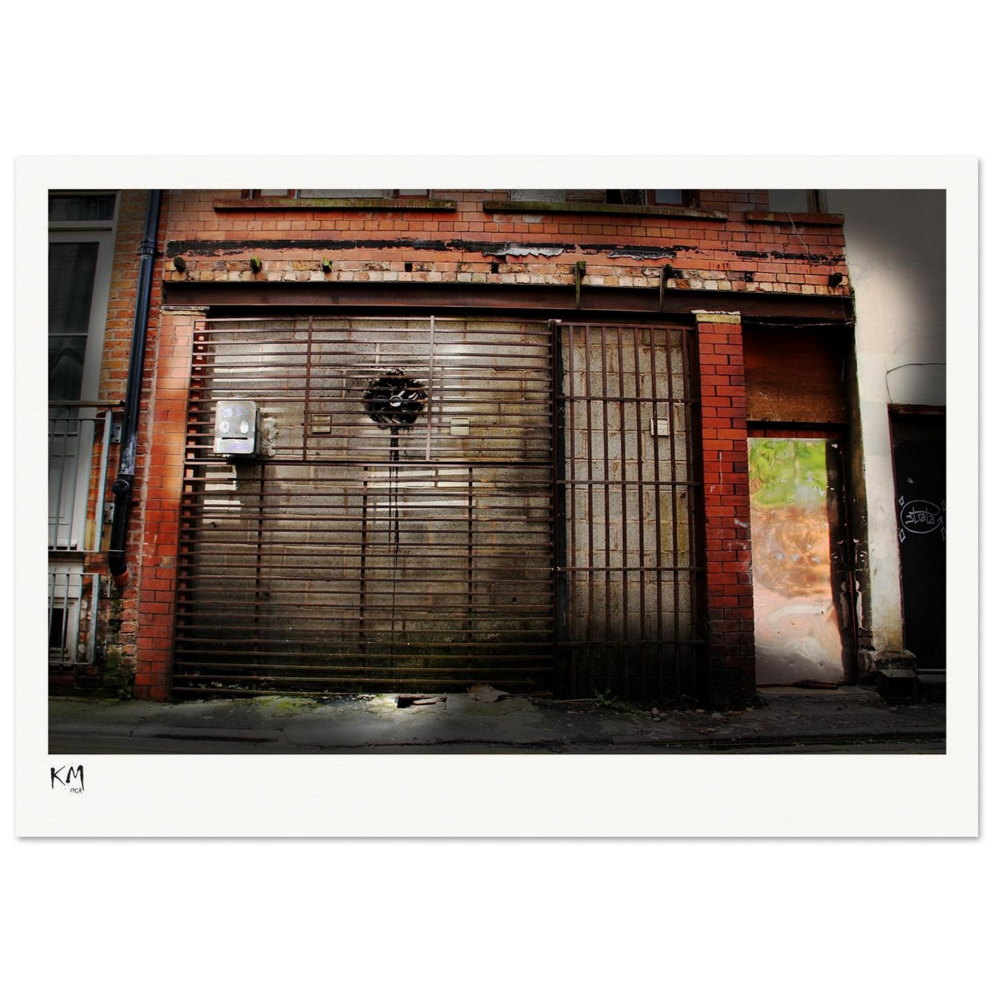 dbe90af0-a216-475b-abf5-433374620405